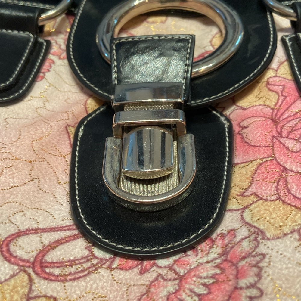 Beautiful Statement Piece In Perfect Condition Me… - image 8